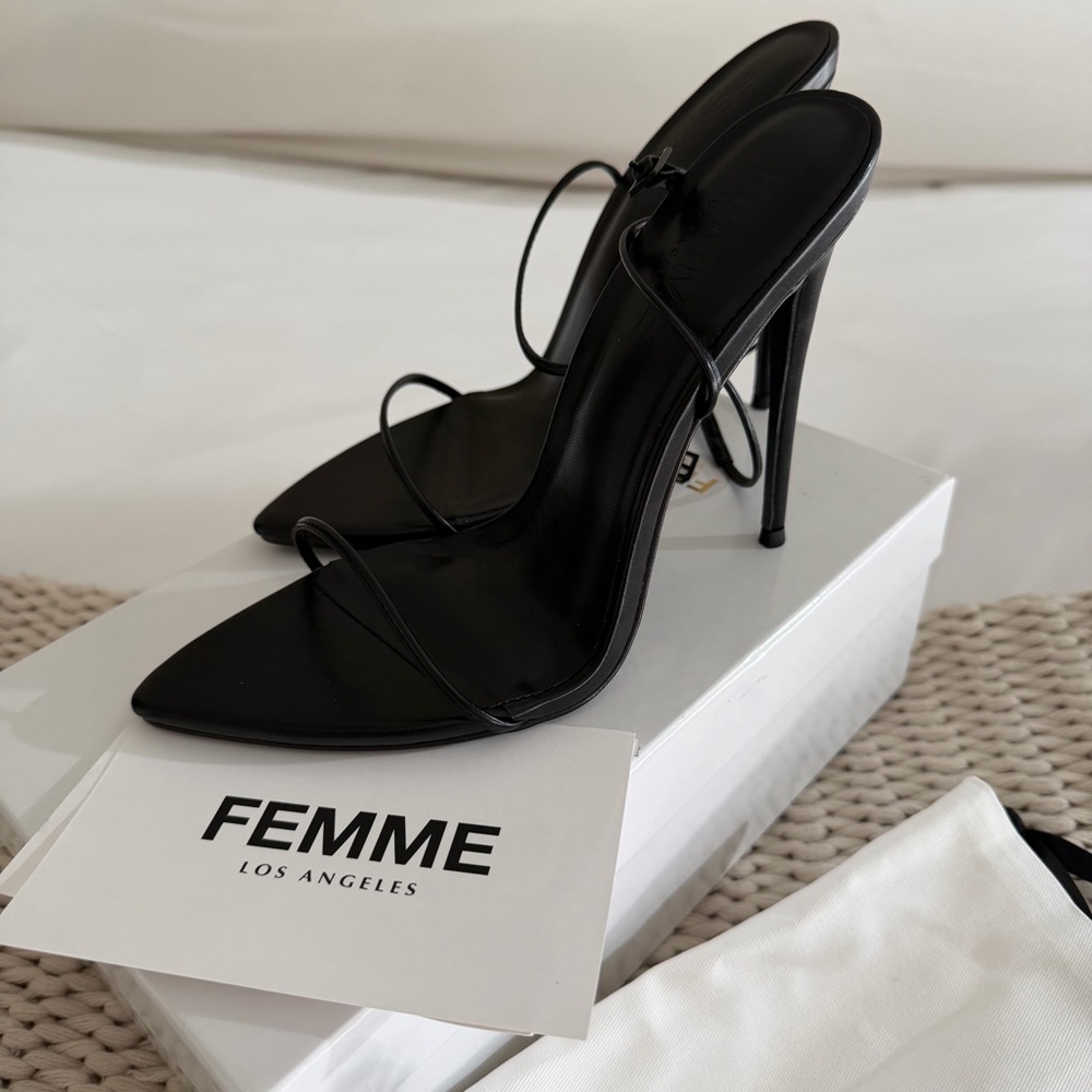 The Andx Sandal in Nero FEMME LA - Picture 5 of 11